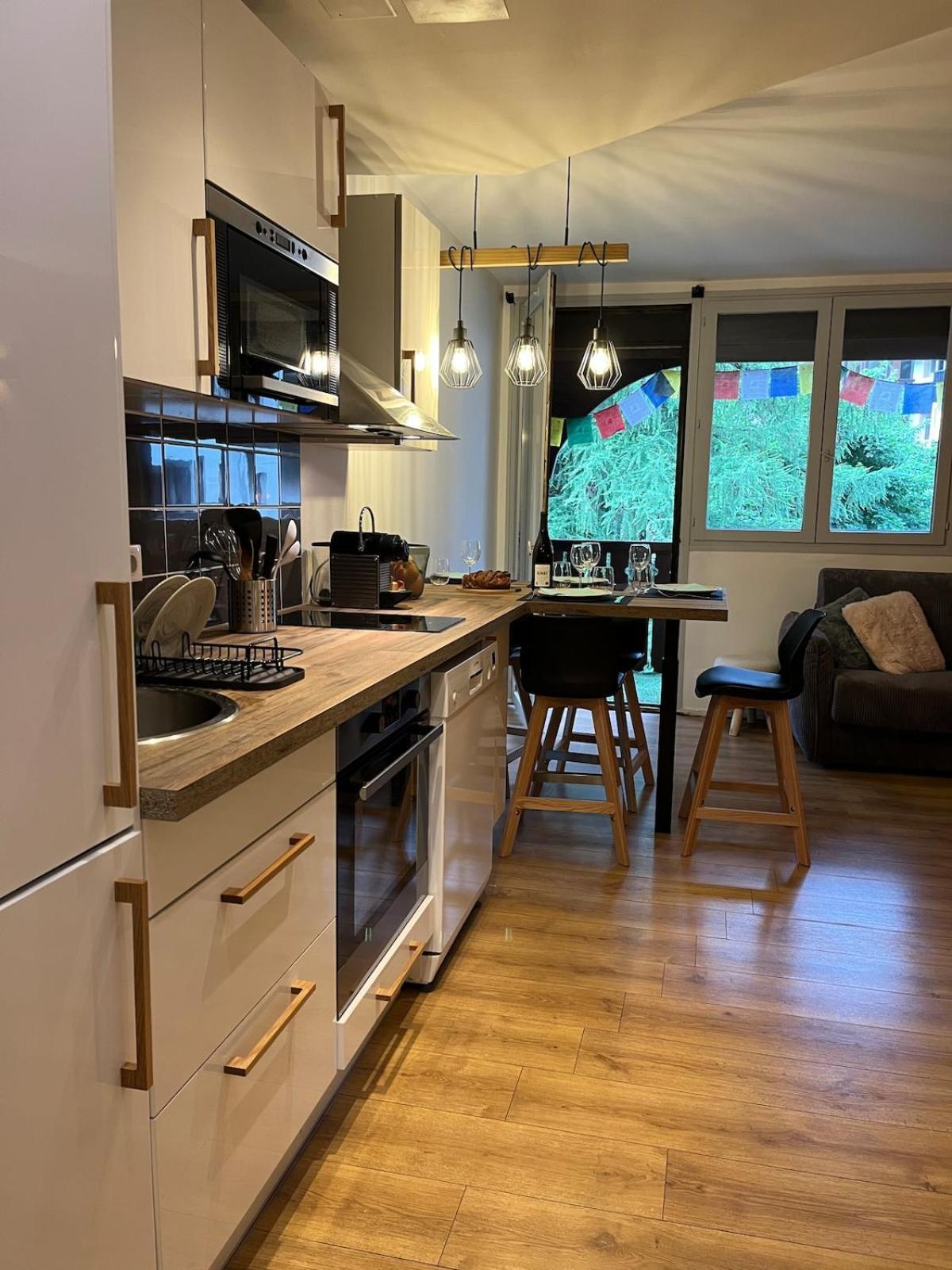Apartment Beautiful Cozy And Fully Renovated *