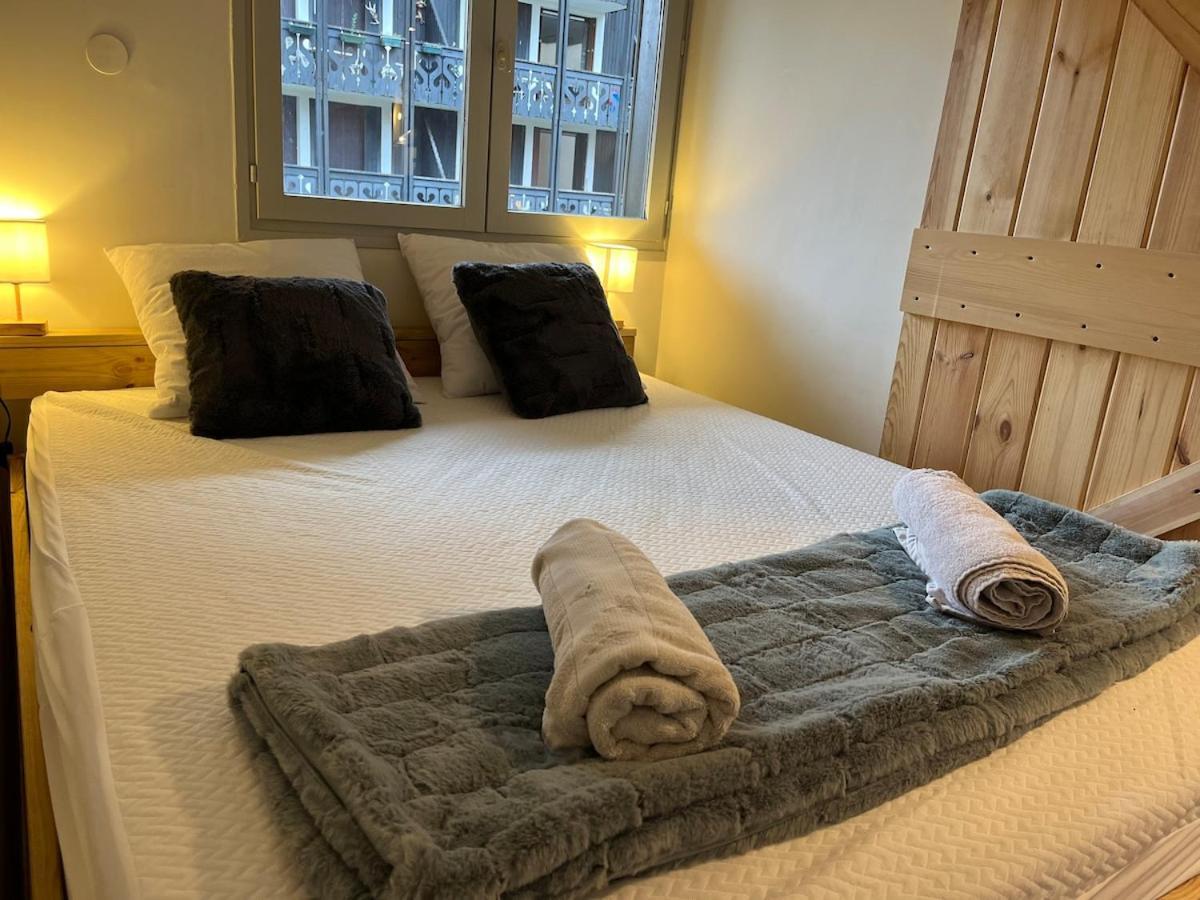 Beautiful Cozy And Fully Renovated *